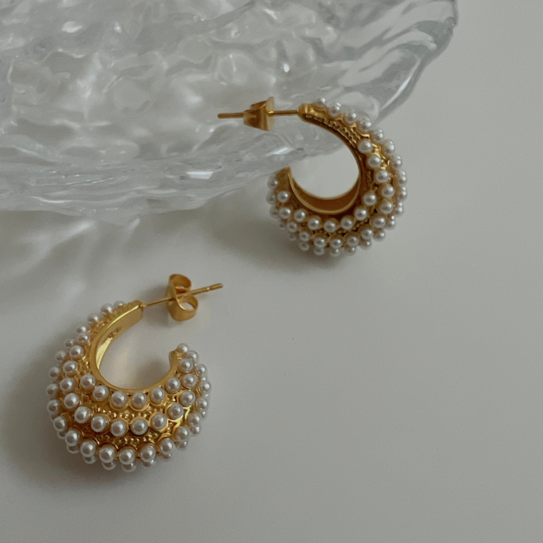 Golden Twin Layer Open Triangle Nawal Pearl Earring – Adore By Priyanka